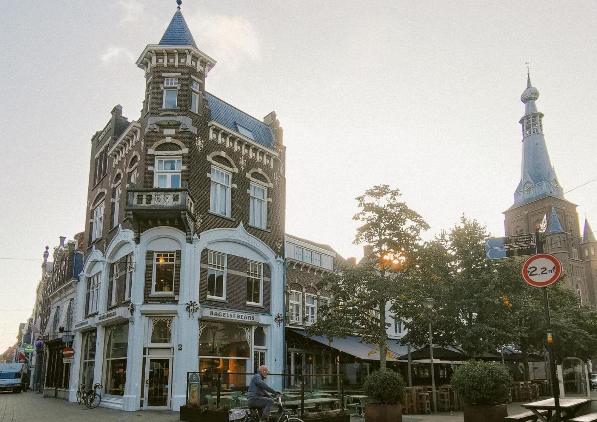 6P Hotspot Wifi Near Poppodium013 And City Center Tilburg Luaran gambar
